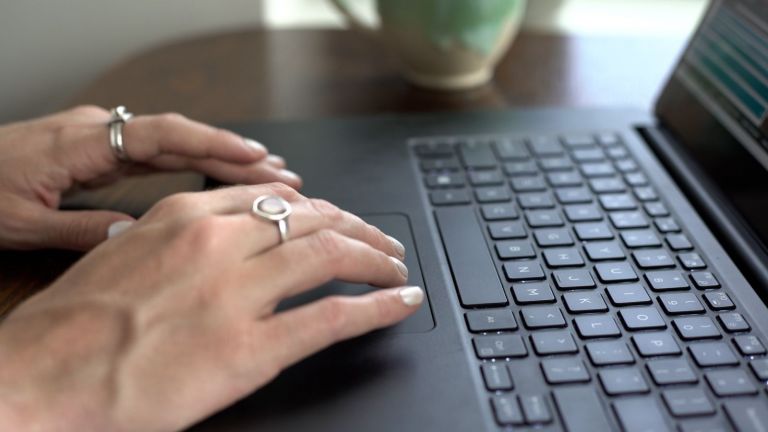 Laptop Portal